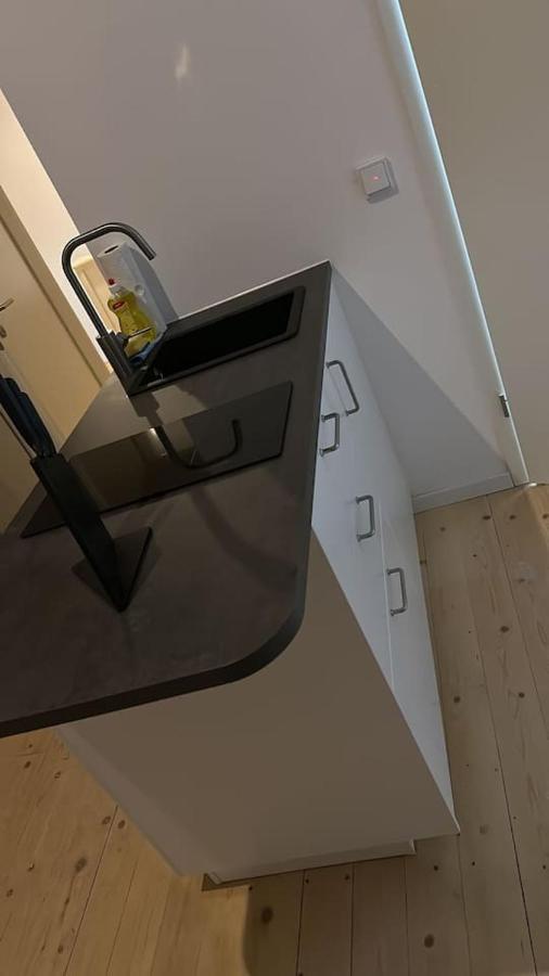 Kinderklinik Dachwohnung - Signal Hill 1A 锡根 外观 照片