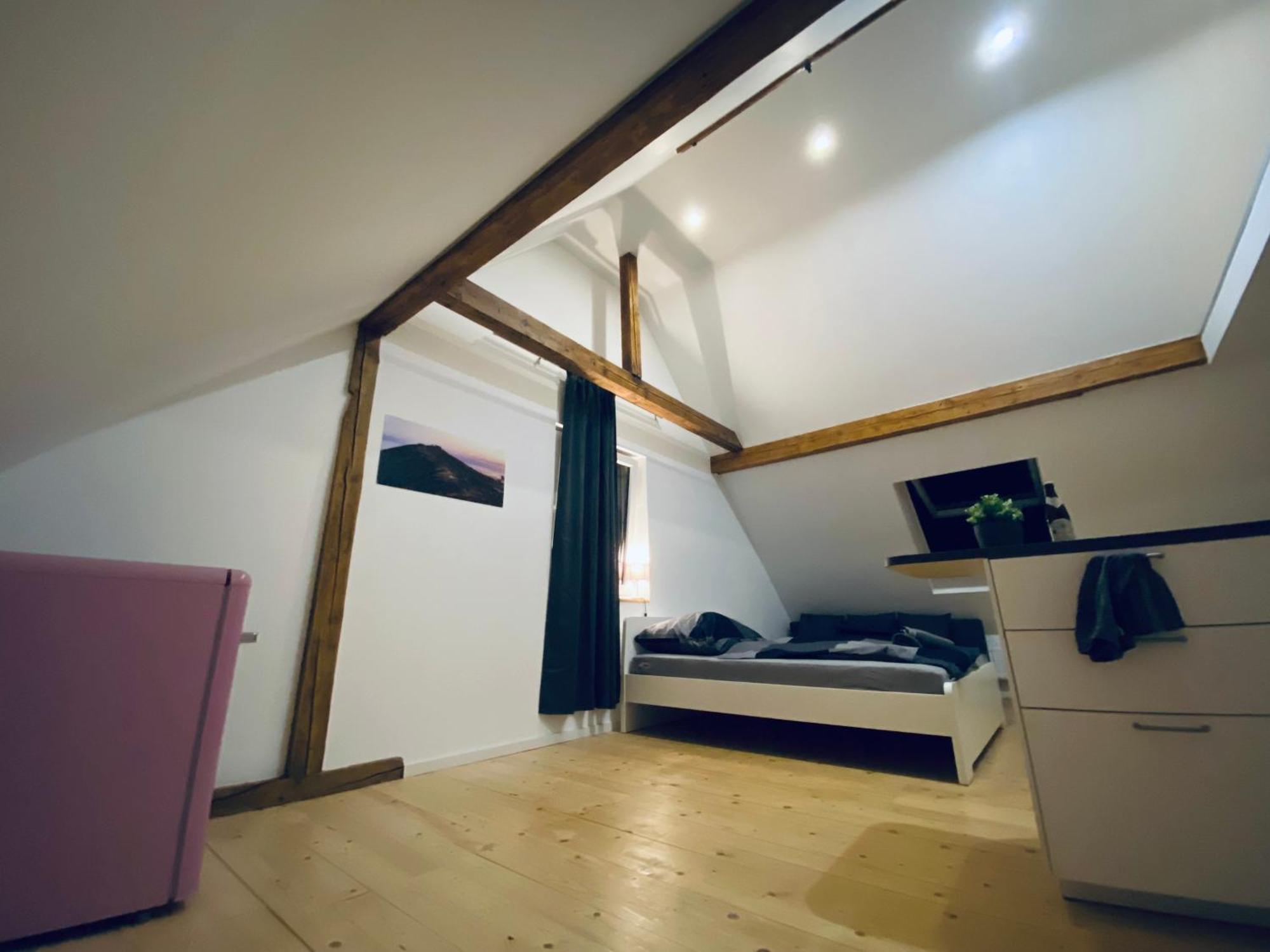 Kinderklinik Dachwohnung - Signal Hill 1A 锡根 外观 照片